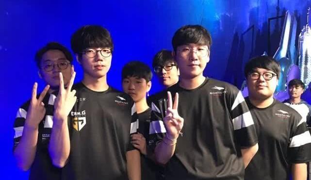 备受期待 备受期待