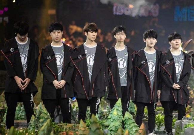 将自己的名 将自己的名