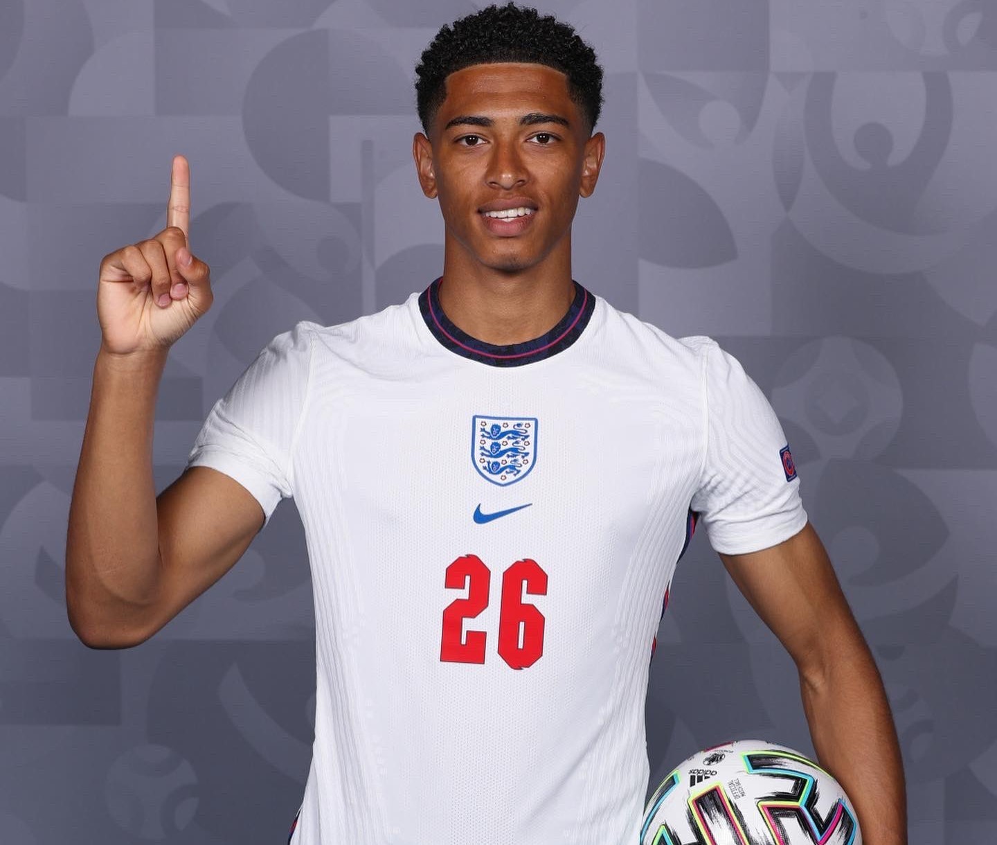 上更克制也 上更克制也